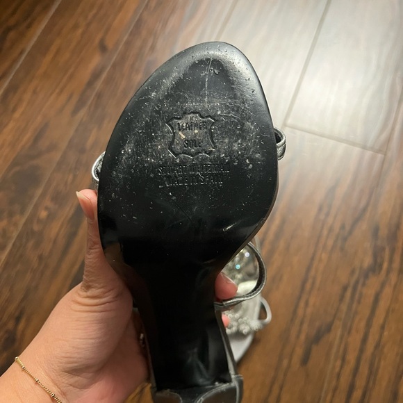 Stuart Weitzman Silver Embellished Women's Heels - Picture 4 of 8